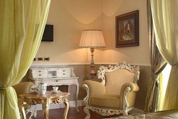 Hotel Confine (Lazise)